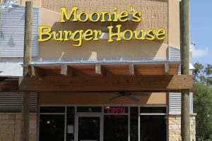 N Burnet Moonie's Burger House