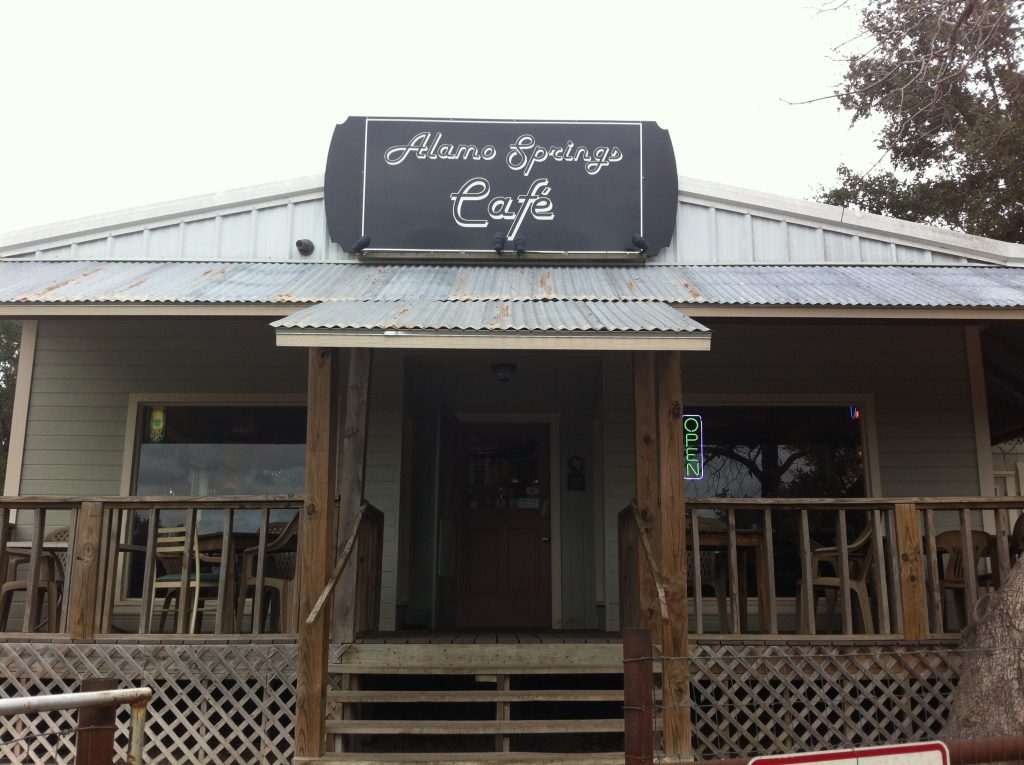 Alamo Springs Cafe: Burger Heaven Near Fredericksburg