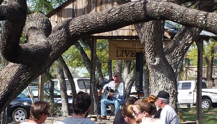 Live Music at The Grapevine in Gruene TX