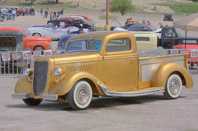 Vintage Truck Lonestar Round Up