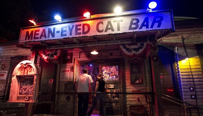Mean Eyed Cat Brings Spirit Of Johnny Cash To West 5th Street