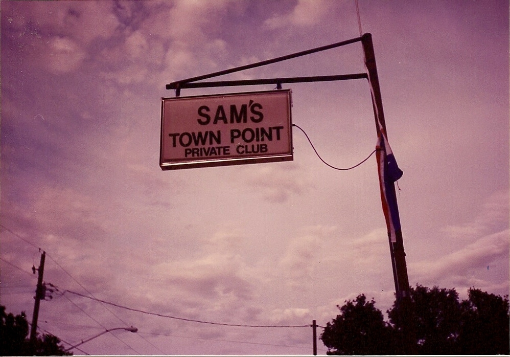 Sam's Town Point Sign