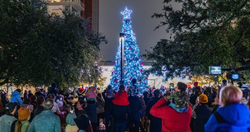 Things to do in Austin this week | Holiday Tree Light Show