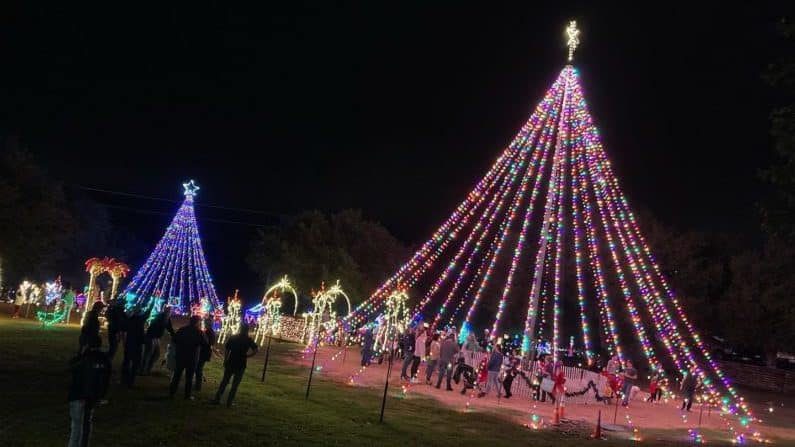 Lakeway Trail of Lights 2022