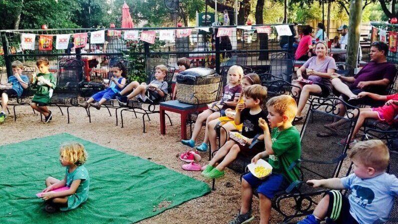 Things to do in Austin with Kids this Weekend | Waterloo Ice House Movie Nights
