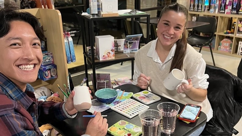 Fun Events in Austin Today - Family Holiday Paint Party Night