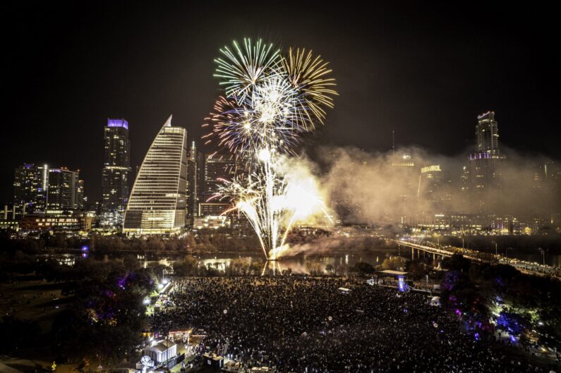 austin fireworks new year