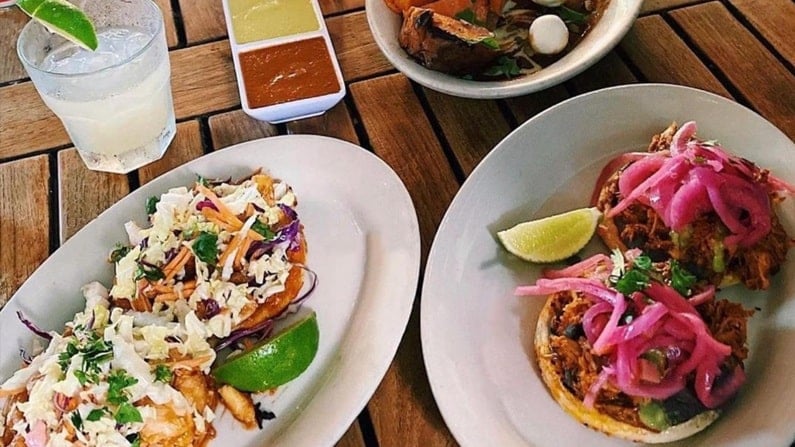 restaurants in downtown Austin - Licha's Cantina