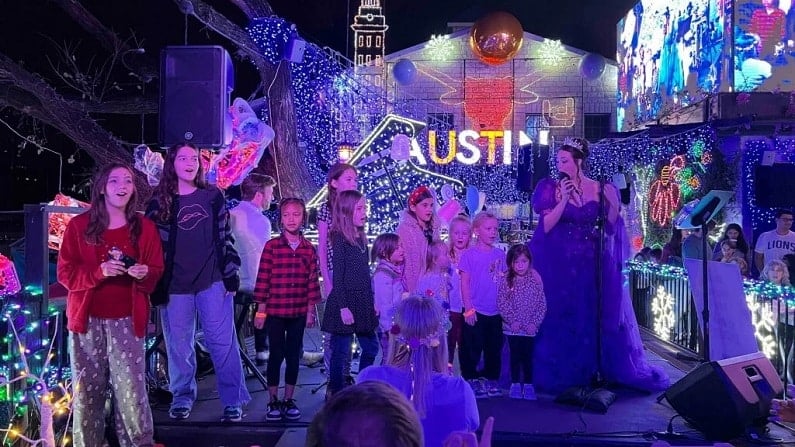 How to Spend Thanksgiving Day in Austin Today - Mozart's Festival of Lights