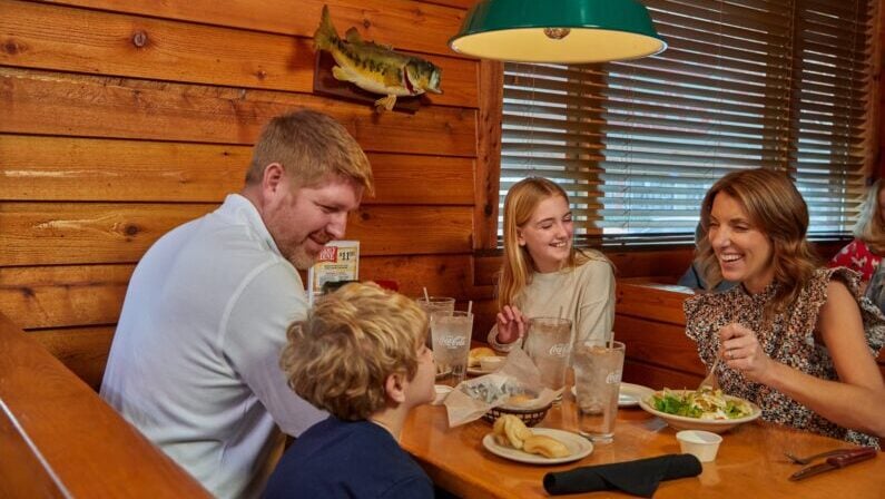 best steakhouse in Georgetown - Texas Roadhouse (Pflugerville, TX - 15415 N. I-35 Service Road NB)