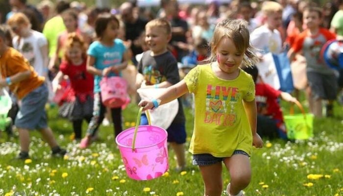 Easter egg hunt Austin - Sweet Eats Fruit Farm Easter Egg Hunts