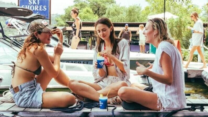 Lady Bird Lake dining - Ski Shores Cafe