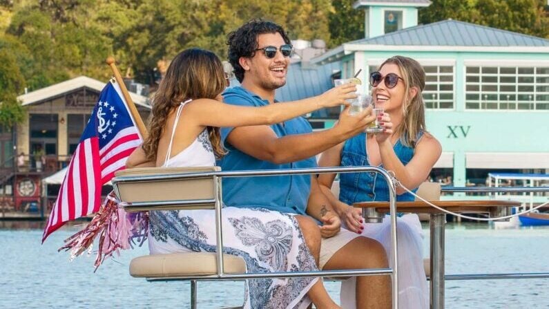 best lake brunch Austin - Quince Lakehouse ATX